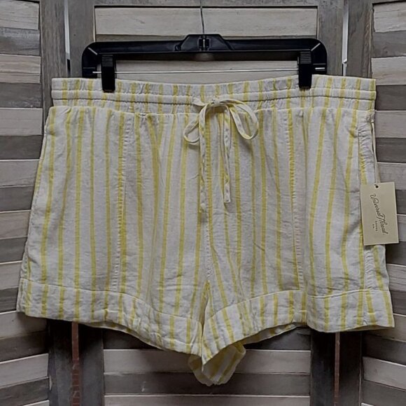 Women's High-Rise Linen Pull-on Shorts | Universal Thread | Medium - Picture 1 of 9